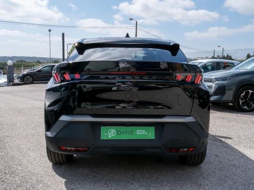 Peugeot E-3008 - Photo 11