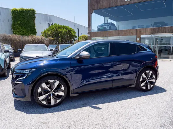 Renault Mégane E-Tech - Photo 8