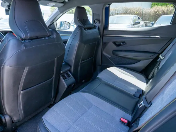 Renault Mégane E-Tech - Photo 22