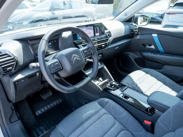 Citroen e-C4 X - Photo 21