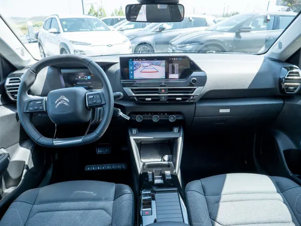 Citroen e-C4 X - Photo 25