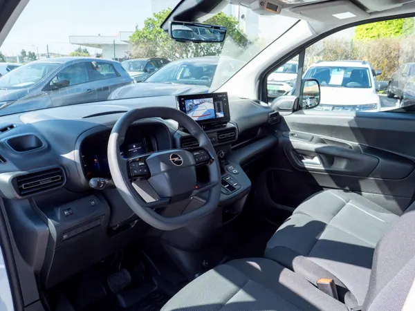 Opel Combo - Photo 19