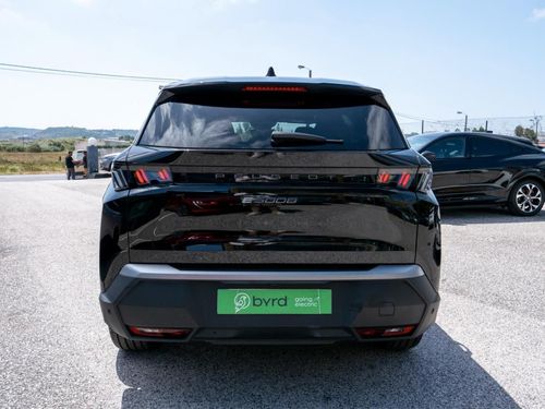 Peugeot E-5008 - Photo 10