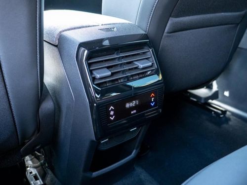 Peugeot E-5008 - Photo 25