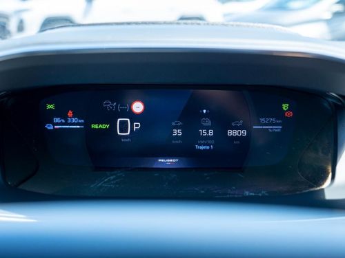 Peugeot e-2008 - Photo 32