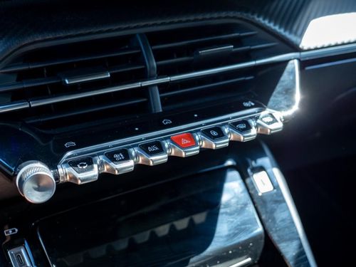 Peugeot e-2008 - Photo 36
