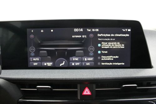 Kia EV6 - Photo 26