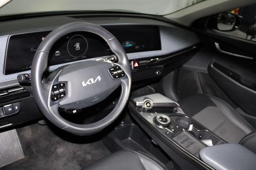 Kia EV6 - Photo 11