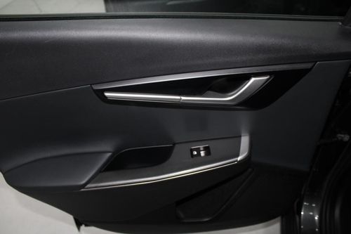 Kia EV6 - Photo 12