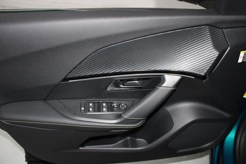 Peugeot e-2008 - Photo 6