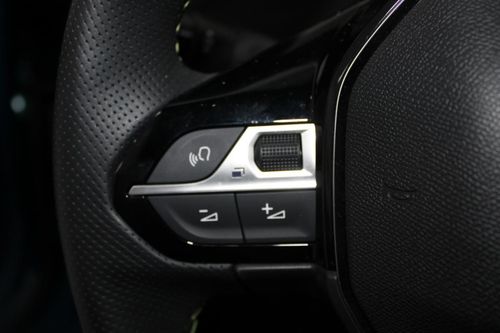 Peugeot e-2008 - Photo 11