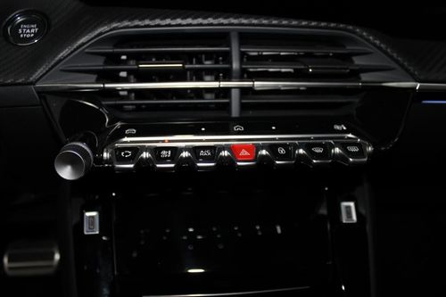 Peugeot e-2008 - Photo 13