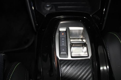 Peugeot e-2008 - Photo 14