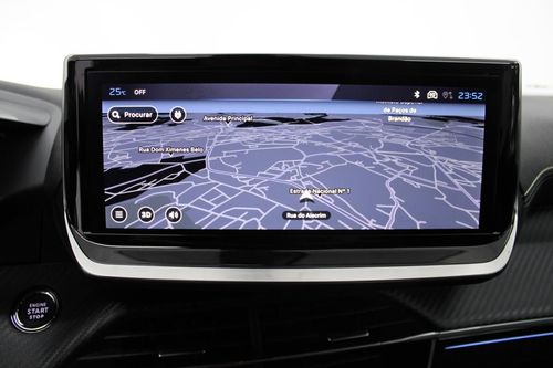 Peugeot e-2008 - Photo 18