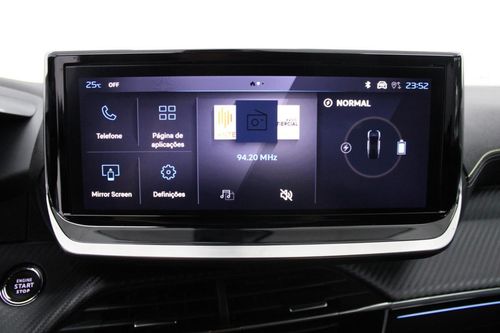 Peugeot e-2008 - Photo 19