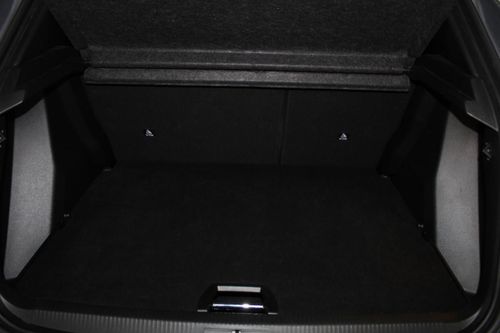 Peugeot e-2008 - Photo 8