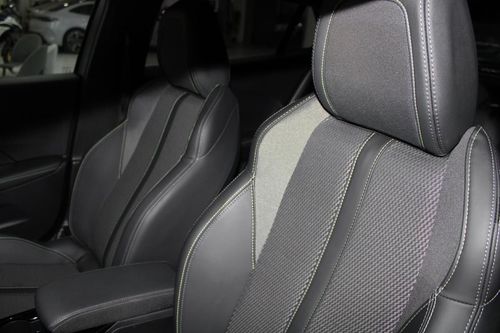 Peugeot e-2008 - Photo 10