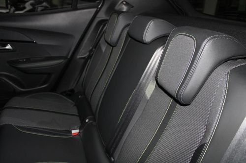 Peugeot e-2008 - Photo 13