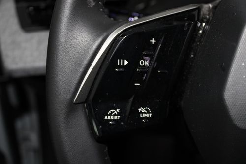 Peugeot E-3008 - Photo 14