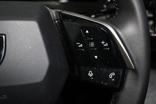 Peugeot E-3008 - Photo 15