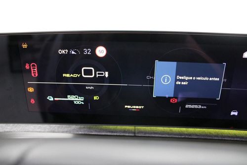 Peugeot E-3008 - Photo 22