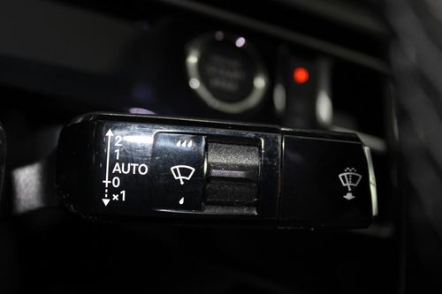 Peugeot E-3008 - Photo 17