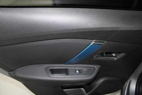 Citroen e-C4 - Photo 11
