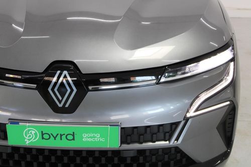 Renault Mégane E-Tech - Photo 4