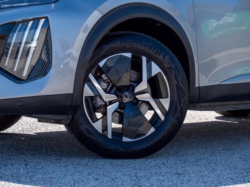 Peugeot e-2008 - Photo 3