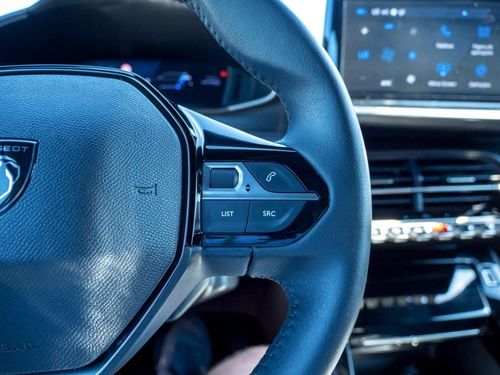 Peugeot e-2008 - Photo 29