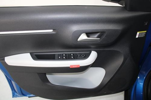 Citroen e-C3 - Photo 9