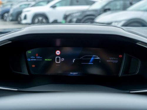 Peugeot e-2008 - Photo 31