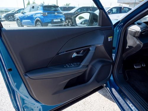 Peugeot e-2008 - Photo 20