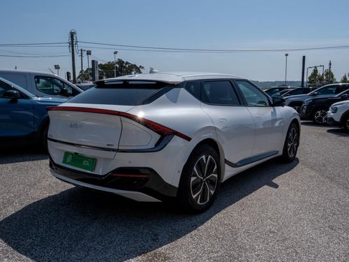 Kia EV6 - Photo 16