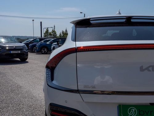 Kia EV6 - Photo 11