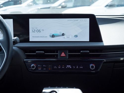 Kia EV6 - Photo 28
