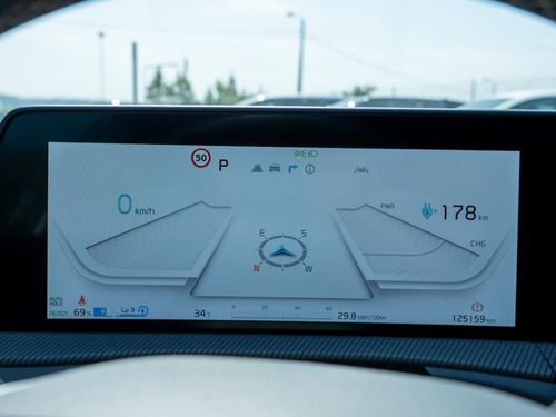 Kia EV6 - Photo 34