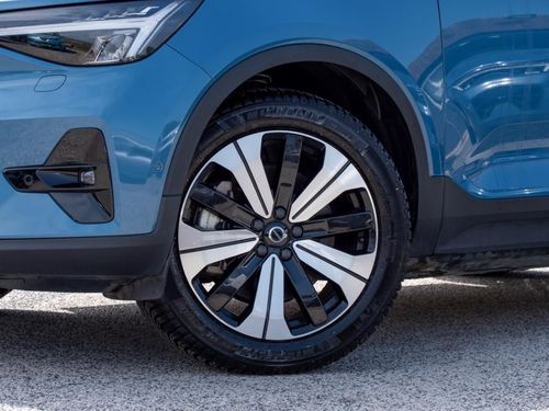 Volvo XC 40 - Photo 3
