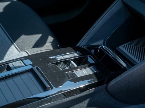 Citroen e-C4 - Photo 19