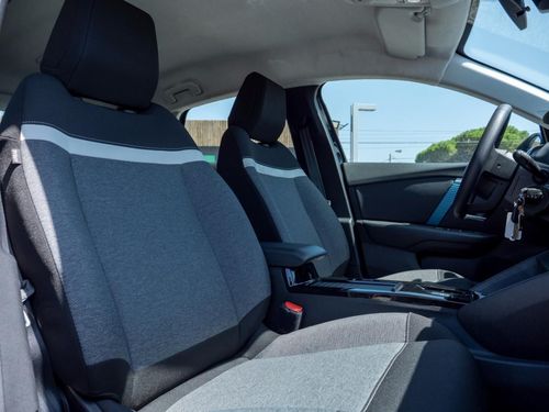 Citroen e-C4 - Photo 20