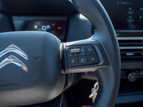 Citroen e-C4 - Photo 30