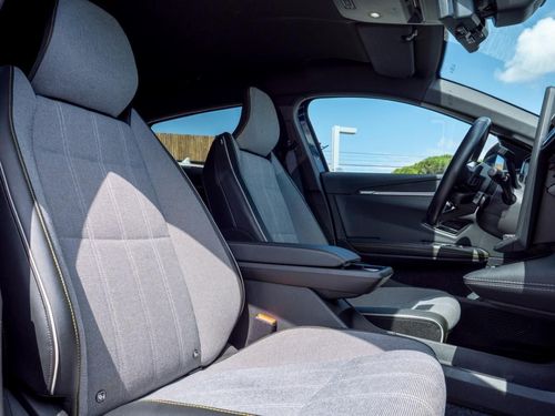 Renault Mégane E-Tech - Photo 18