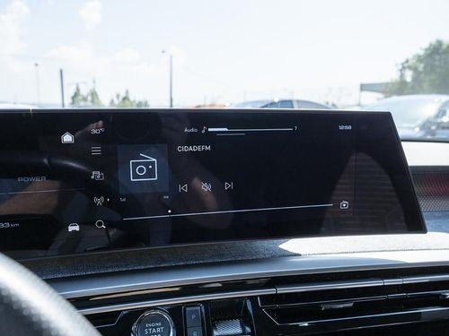 Peugeot E-3008 - Photo 34