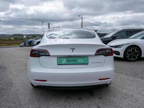 Tesla Model 3 - Photo 10