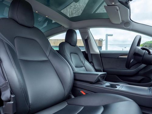 Tesla Model 3 - Photo 20