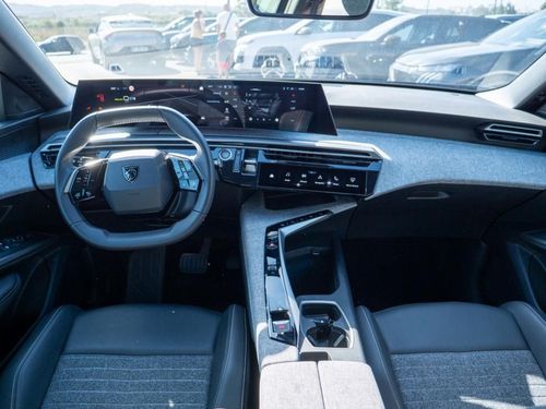 Peugeot E-3008 - Photo 26