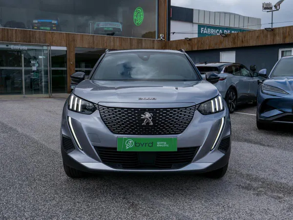 Peugeot e-2008 - Photo 4