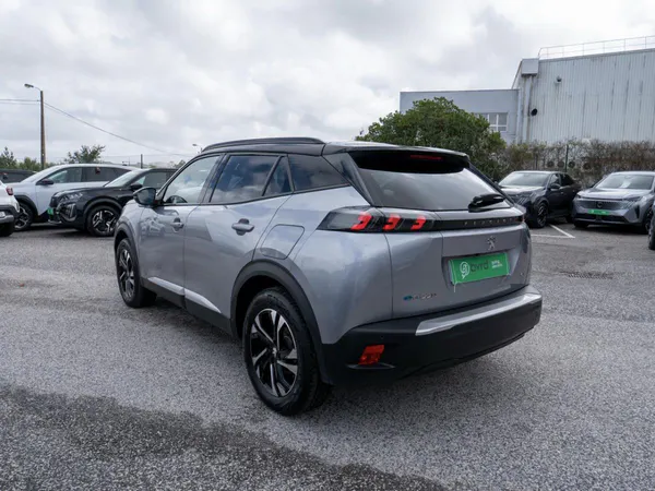 Peugeot e-2008 - Photo 10