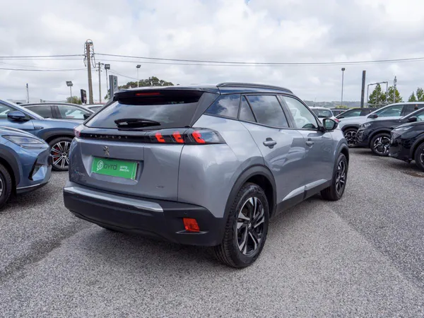 Peugeot e-2008 - Photo 16