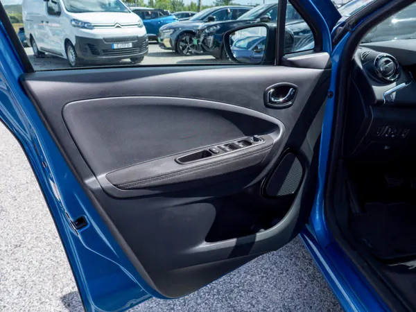 Renault Zoe - Photo 20